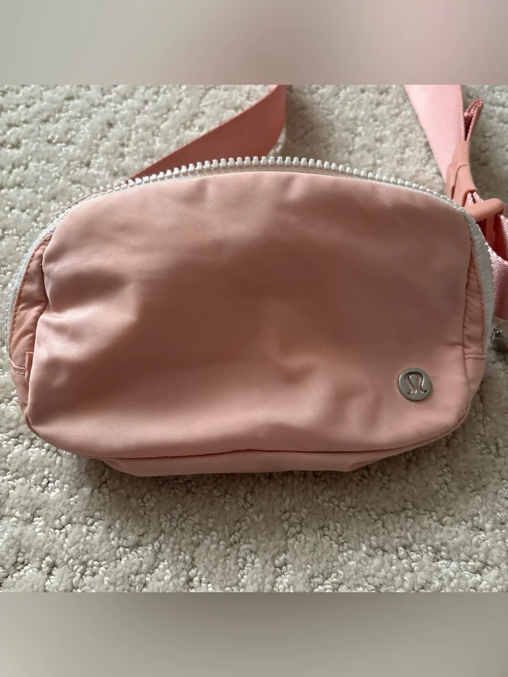Lululemon Everywhere Belt Bag Melon Sorbet Light Pink White Trim/Zipper 2L
